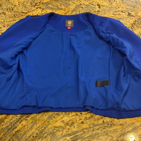 Vince Camuto blue faux leather trim, Excellent Condition, measurements below - Picture 6 of 10